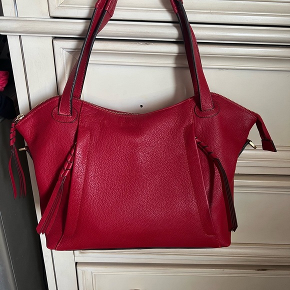 Elegant Red Leather Tote Bag - Picture 1 of 6